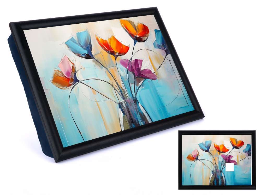 Plateau coussin avec une illustration d'un bouquet de fleur