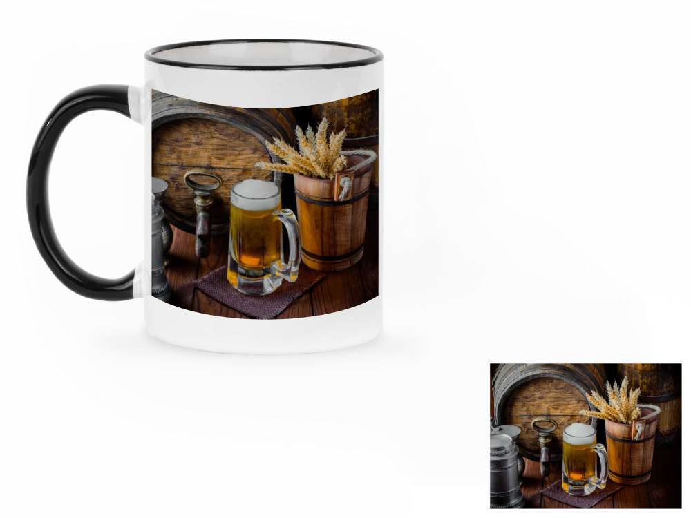 Tasse blanche avec une illustration de bière et houblon
